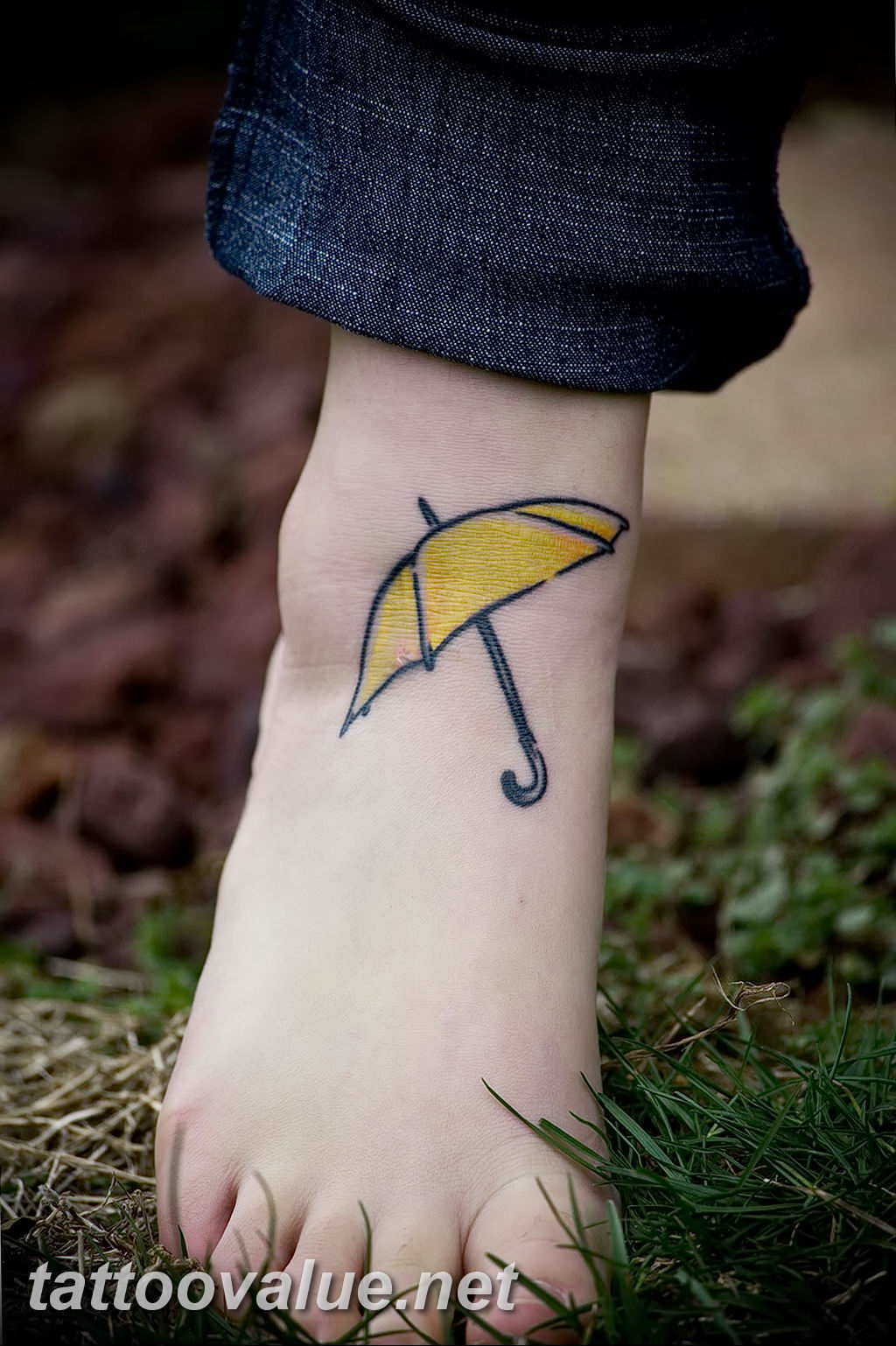 photo tattoo umbrella 06.12.2018 №098 - example of tattoo design umbrella - tattoovalue.net